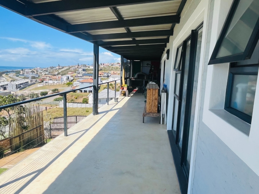 5 Bedroom Property for Sale in De Bakke Western Cape